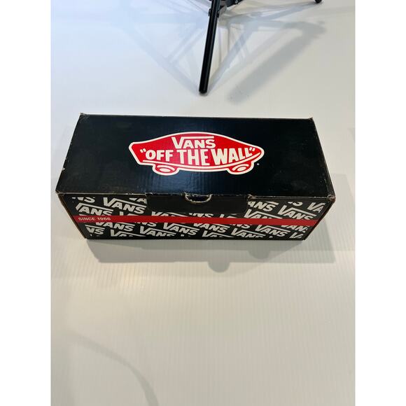 Van's Navy Blue with White Polka Dot / Laces Women's Size 8.5 Sneakers - Picture 2 of 5